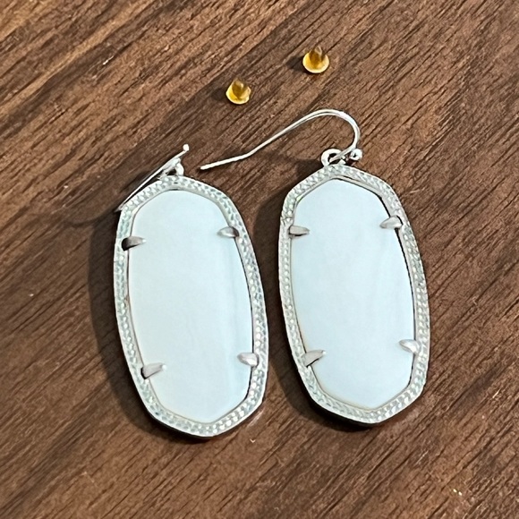 Kendra Scott Silver Elle Drop Earrings in White Mother-of-Pearl - Picture 7 of 8